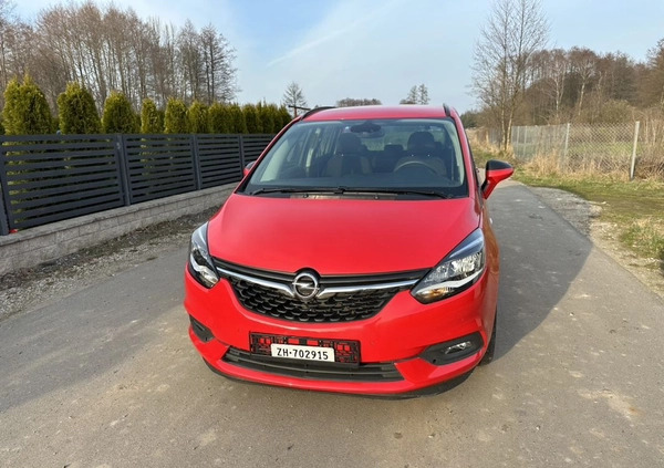 Opel Zafira cena 53800 przebieg: 66400, rok produkcji 2017 z Siedlce małe 704